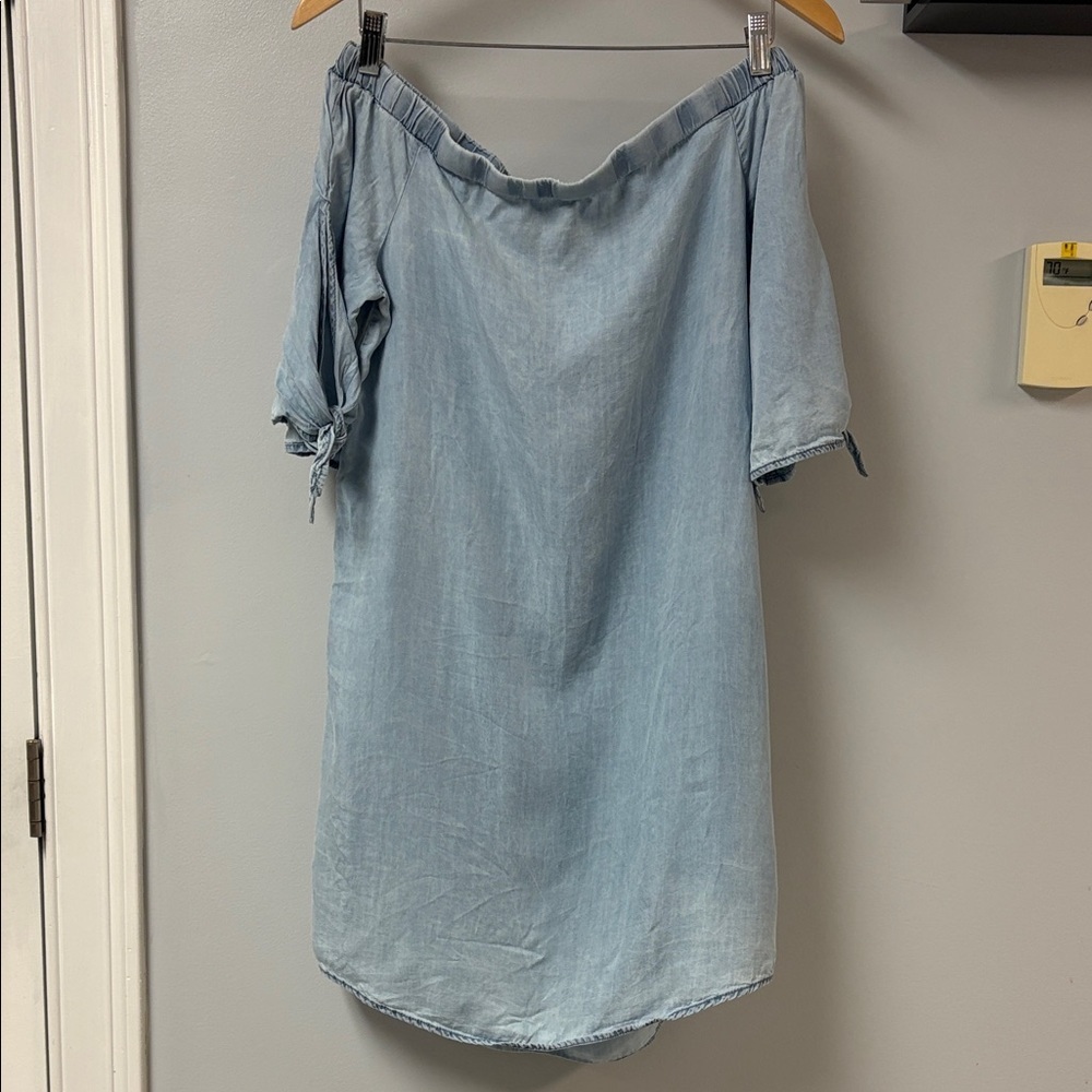 a.n.a Light Blue Denim Off-Shoulder Oversized Dress Sz M